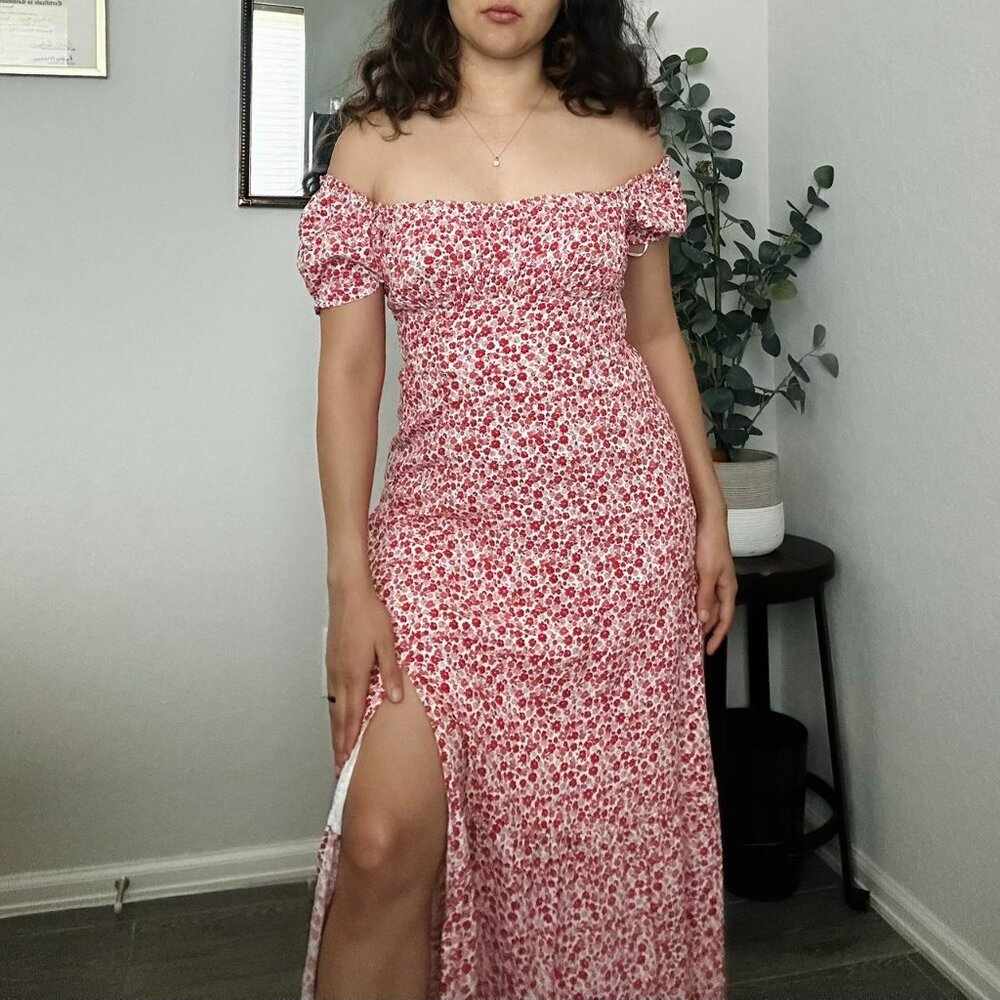 Hollister on-or-off shoulder Midi dress